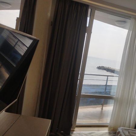 Sea View Triple S B Apartment Pomorie Luaran gambar