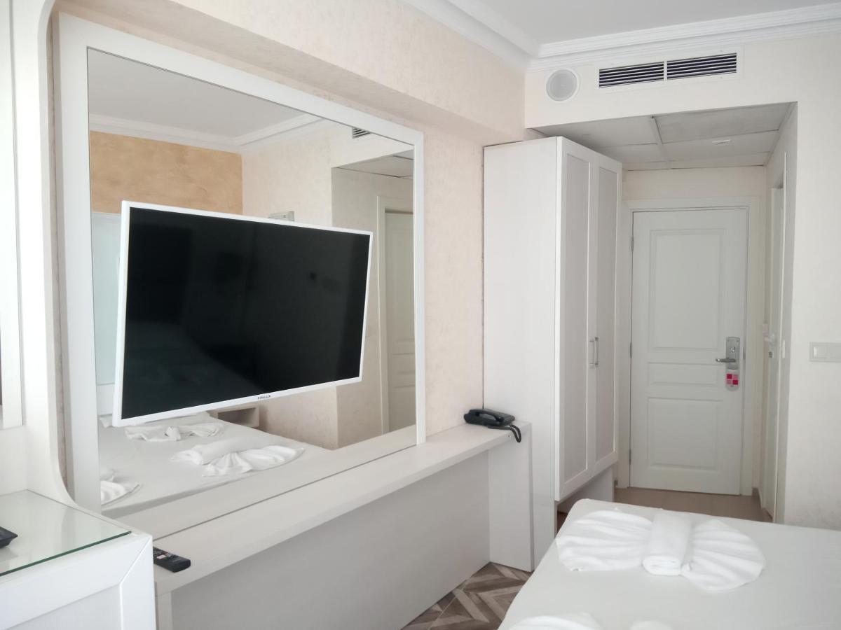 Sea View Triple S B Apartment Pomorie Luaran gambar