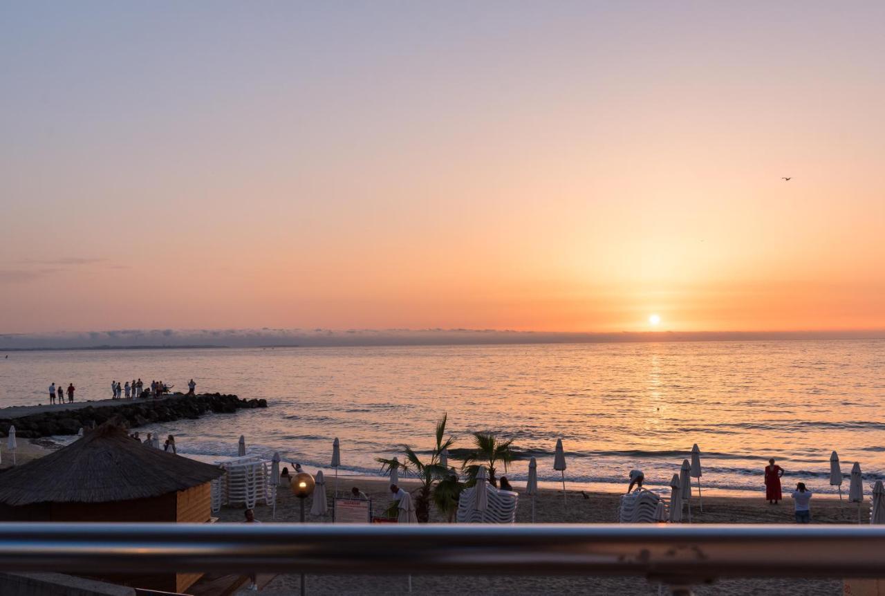 Sea View Triple S B Apartment Pomorie Luaran gambar
